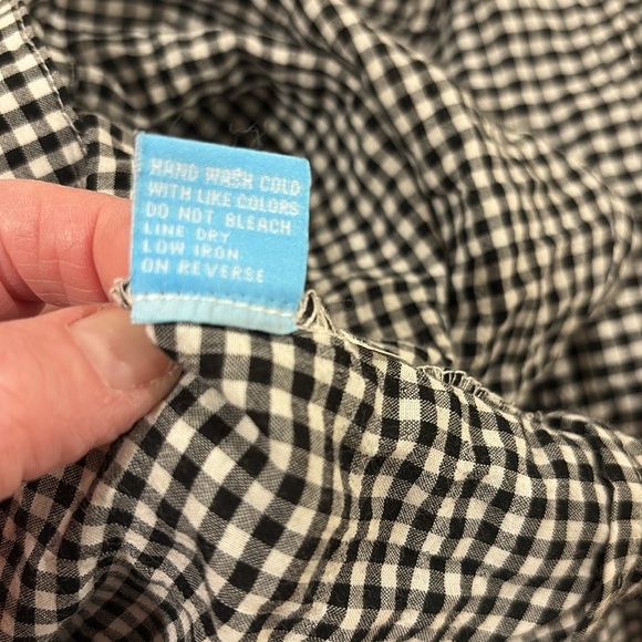 J. McLaughlin Women’s Black and White Casual Button Down Shirt. Size XS - Picture 9 of 9